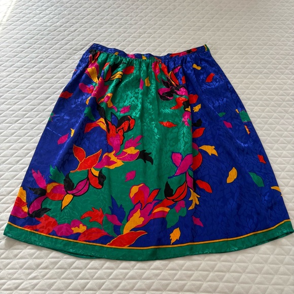 Sue Brett Dresses & Skirts - VTG Sue Brett Midi Skirt 40” Waist Jacquard Multicolor Abstract Leaf Print Artsy
